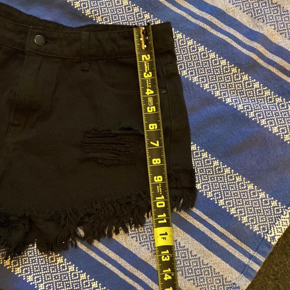 SHEIN distressed shorts - Picture 8 of 8